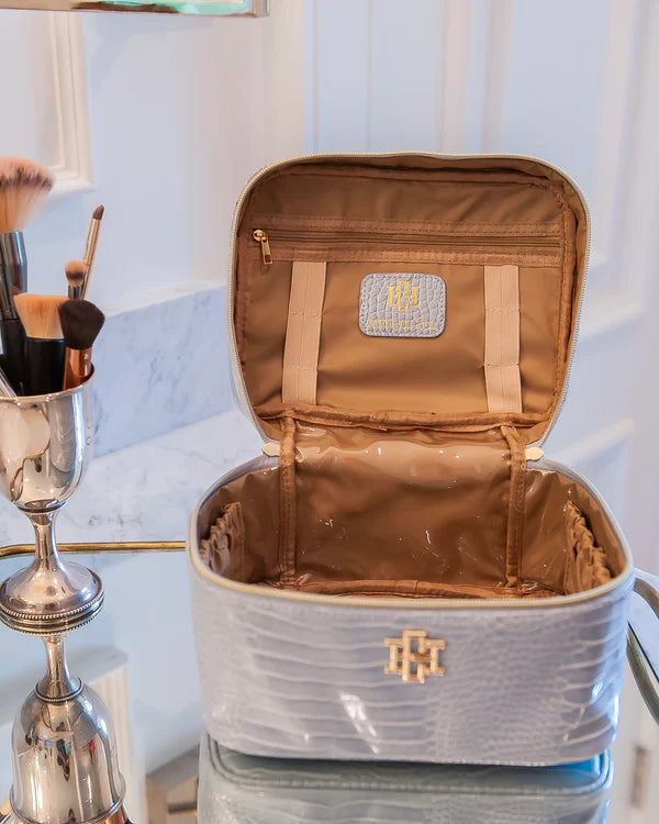 Hampton Baby Blue Case