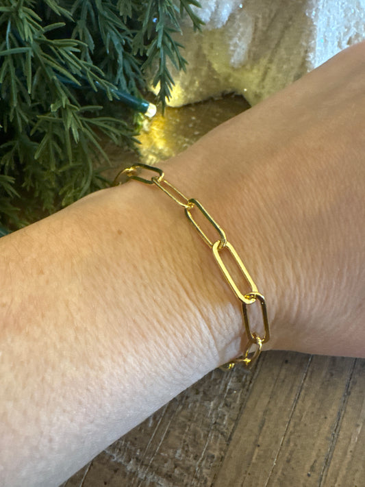 Gold Chain Link Bracelet